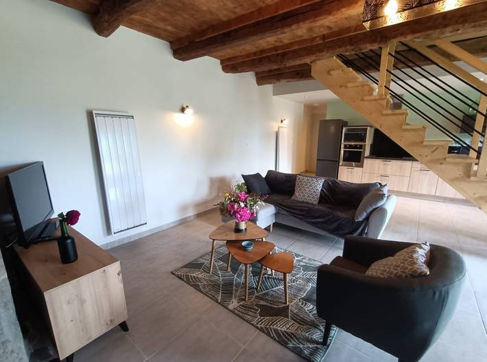 Gîte pour 4 personnes, avec jardin et terrasse à Anglards-de-Salers - 2