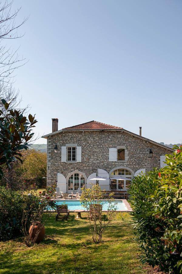 Location de vacances pour 14 personnes, avec jardin ainsi que jacuzzi et piscine à Hastingues - 4