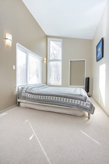 Cabin Rentals And Lodges for 24 Guests in Manitoba, Canada, Picture 2