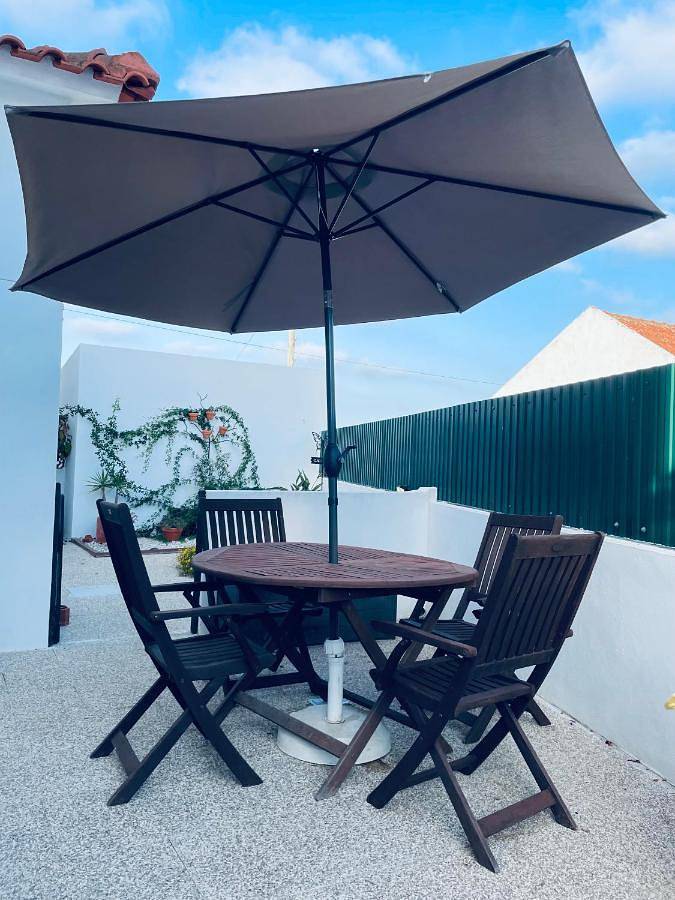 Casa do Canto - Uma casa no campo, perto da praia. in Óbidos, Leiria distrito