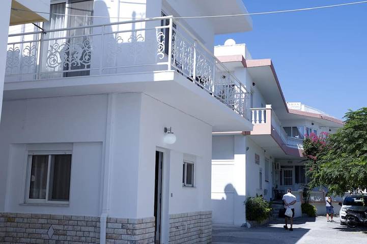 Haraki Beach Wunderschöne Villa mit Blick aufs Wasser - Paradies vor Ihrer Haustür! in Charaki, Rhodos