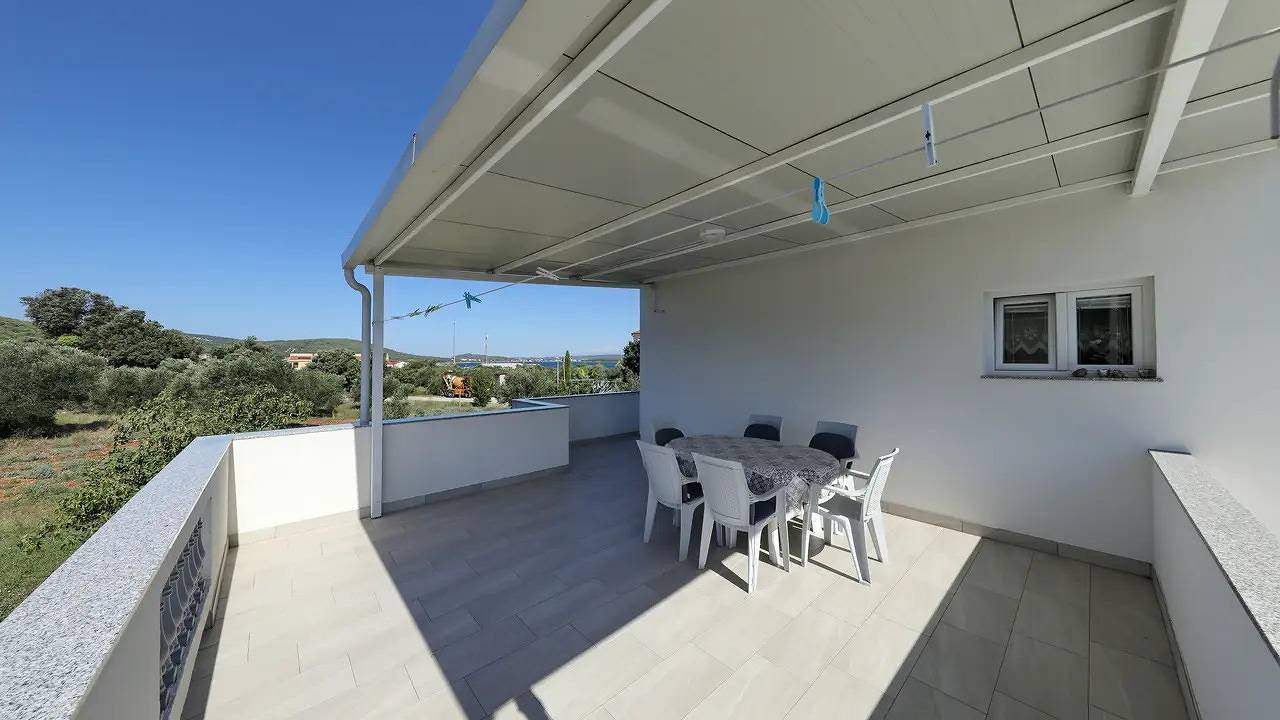Appartamento vacanze a Pasman a partire da 126€ a notte