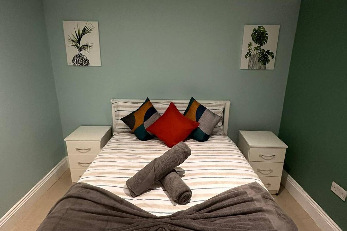 Holiday Apartment for 4 People in Ealing, London