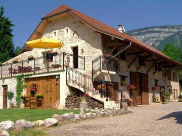 Gîte pour 5 personnes, avec jardin à Attignat-Oncin