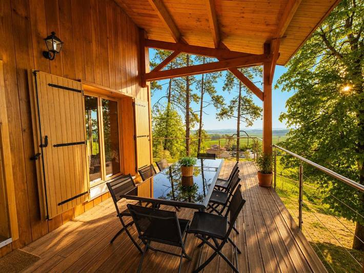 Chalet pour 8 personnes, avec jardin et piscine