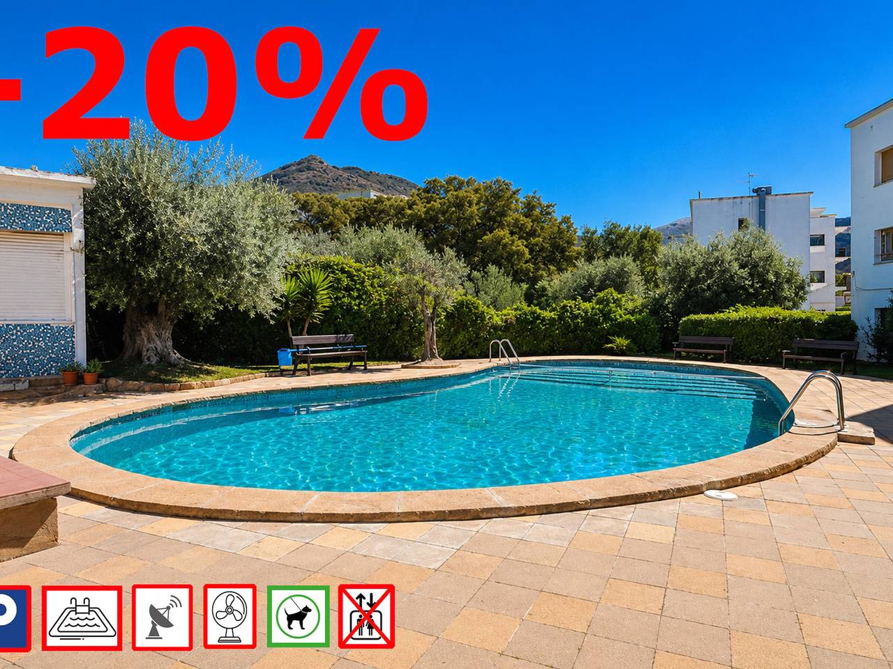 Entire apartment, Bright apartment with pool and parking in Roses in Roses, Upper Empordà