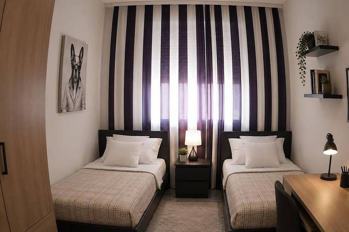 Entire apartment, Charming  Affordable Room in Geneva Close to Tram 15 & Bus 11 in Genève, Lake Geneva