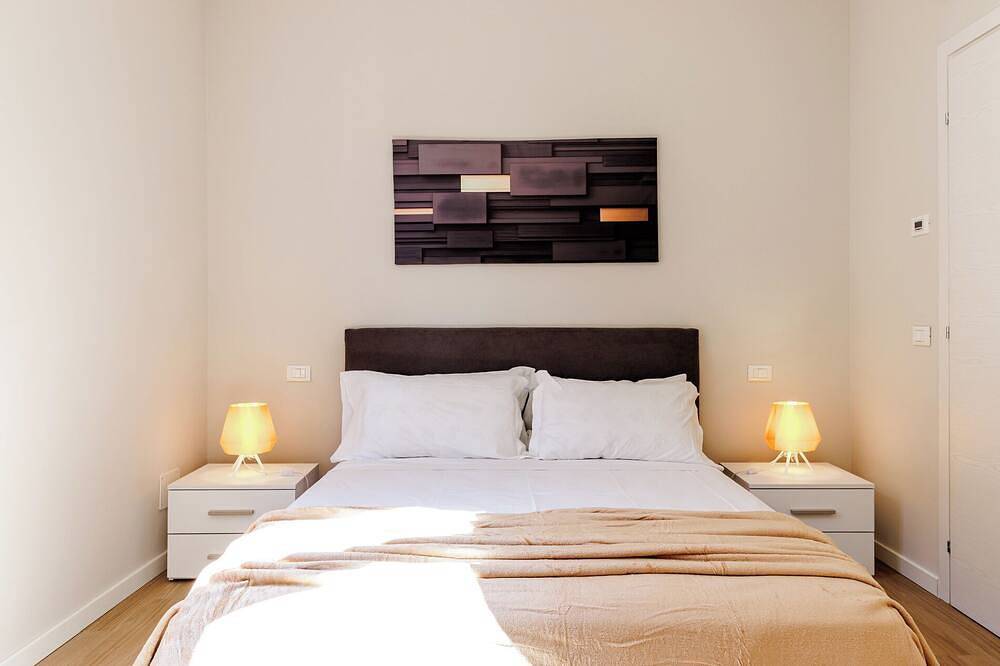 Appartamento intero, Casa Chiara| Wifi Stazione Parcheggio| centro Modena in Modena, Provincia di Modena