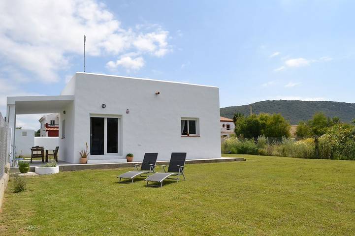 Villa in Los Caños de Meca von 1000m2 Grundstück neben dem Feld und dem Strand. in Los Caños de Meca, Barbate