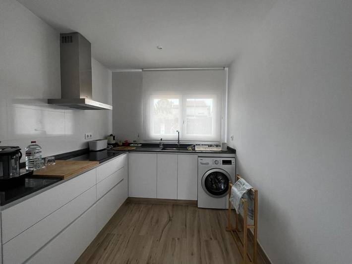 Location de vacances pour 5 personnes, avec piscine ainsi que jardin et vue à Llíria - 4