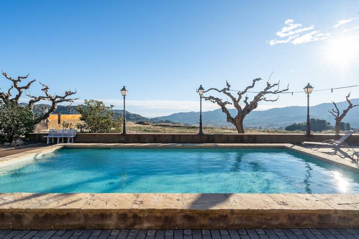 Casa de vacaciones "Mas Lucena" con piscina privada, terraza privada y Wi-Fi in Alforja, Baix Camp