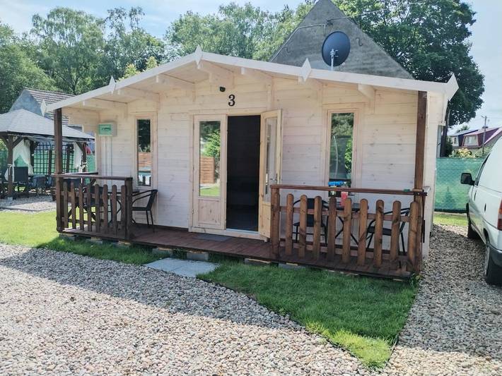 Ferienhaus für 4 Personen, mit Terrasse und Pool, mit Haustier