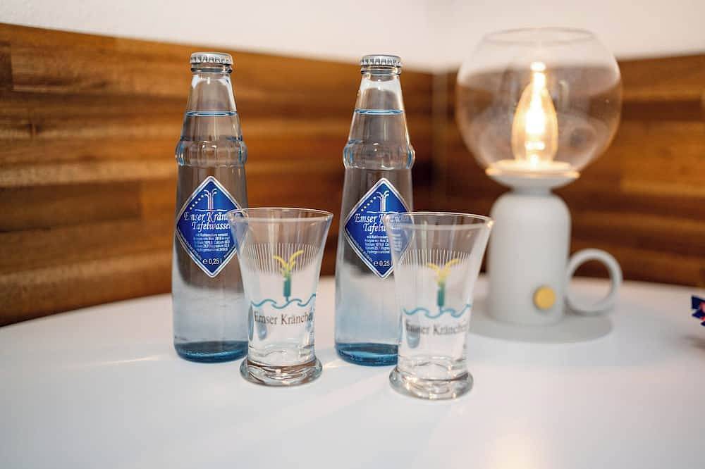 Ganze Wohnung, Kleines modernes, gemütliches Appartment am Kurhotel 1 Gehminute bis zur Lahn in Bad Ems, Lahn-Taunus