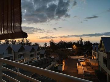 Gîte pour 4 personnes, avec balcon et vue dans Plage de Saint-Leu