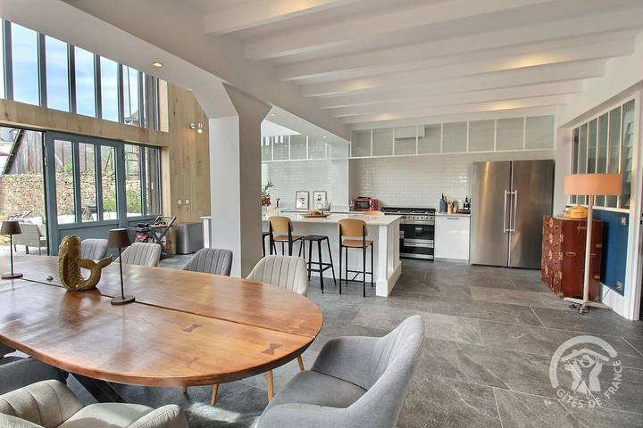 Gîte pour 10 personnes, avec jardin et terrasse, animaux acceptés dans Port de Paimpol - 4