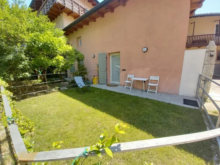 Ferienwohnung für 4 Personen, mit Terrasse und Garten - 1