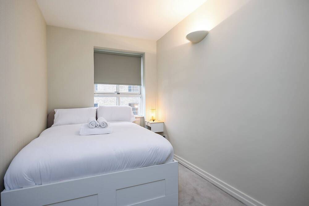 Spacious 3Bed Home with Parking-Near St Patricks Cathedral in Dublin, County Dublin