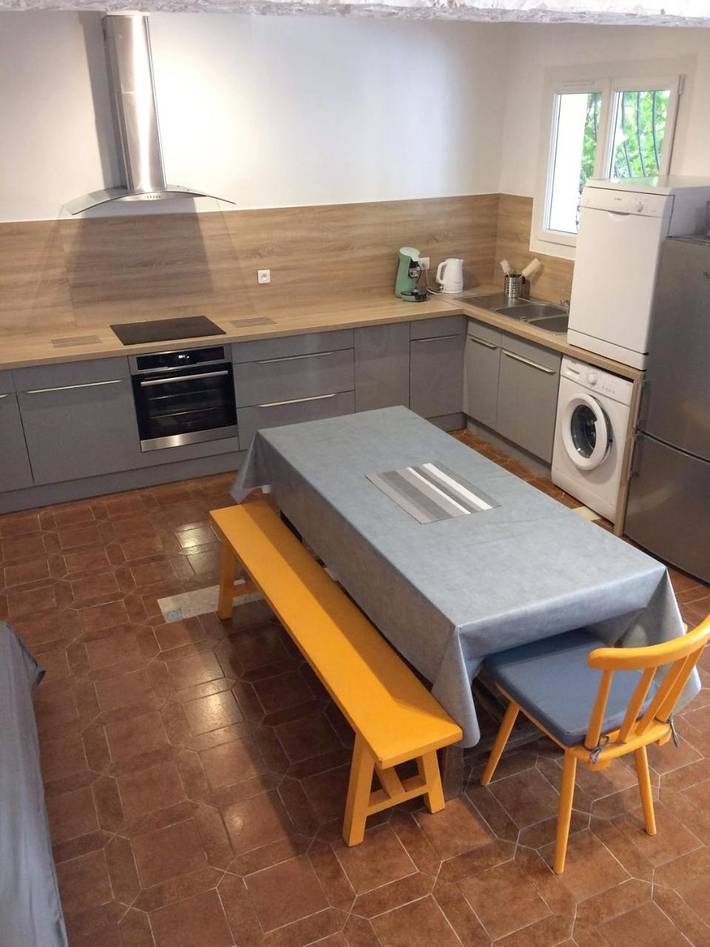 Location de vacances pour 6 personnes, avec jardin, animaux acceptés dans Plage de la Madrague - 4