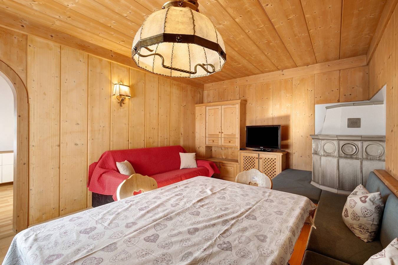 Ganze Wohnung, Apartment 'Appartaments Hatzlhof Nr 1' mit Bergblick, gemeinsamer Terrasse und Wlan in Tschöfs, Sterzing