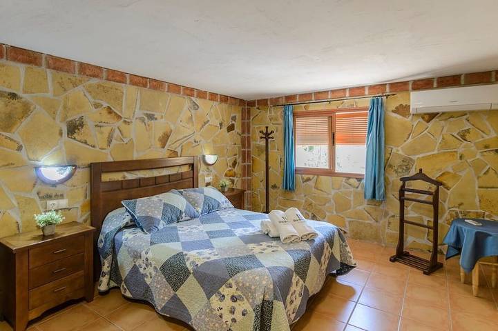 Casa Mentesa La Guardia de Jaén in La Guardia de Jaén, Sierras Subbéticas