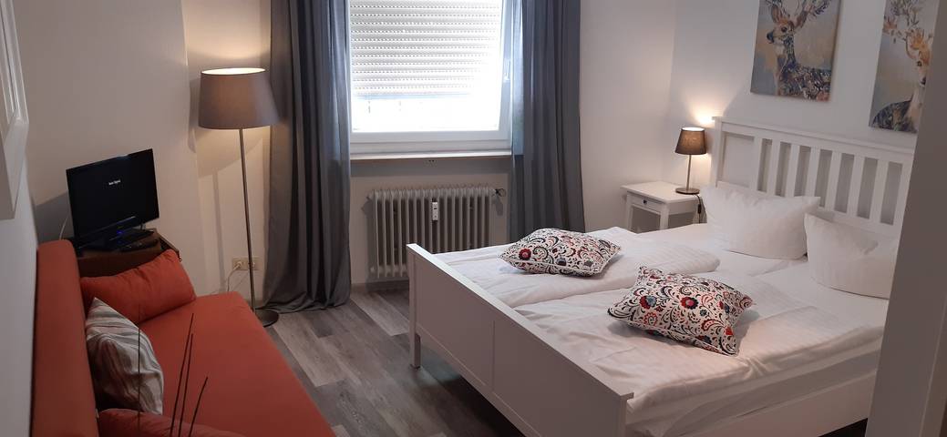 Hotel Bären garni - Doppelzimmer mit Dusche und Wc in Freiburg, Südschwarzwald