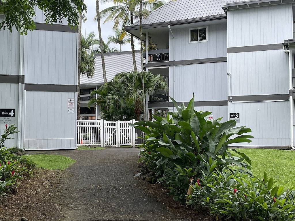 Ganze Wohnung, Cozy 2br 1ba Apt in Waiakea Villas with work space in Hilo, North Hilo