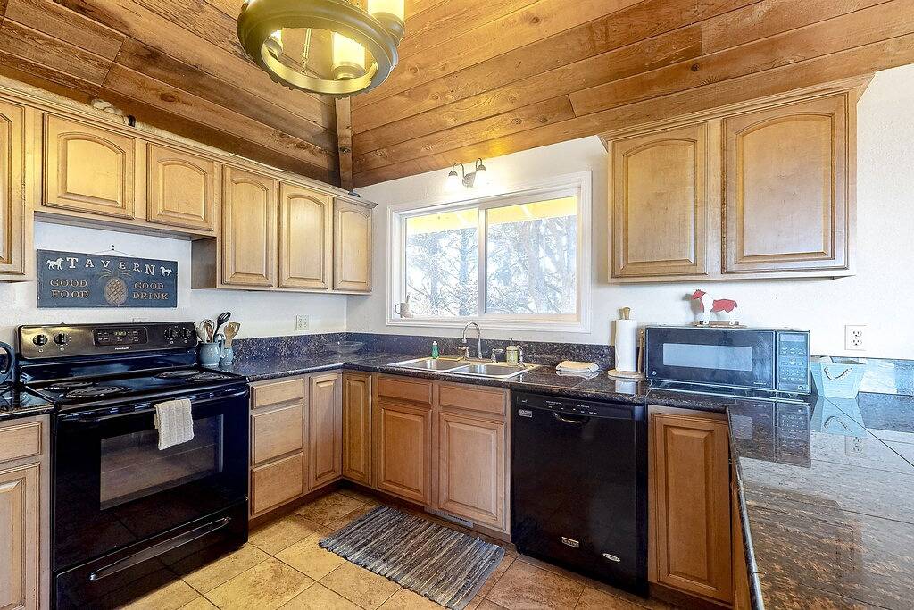 Elegantes Haus mit herrlichem Meerblick und Dämpfen privaten Whirlpool. Hunde okay! in Heceta Beach, Lane County