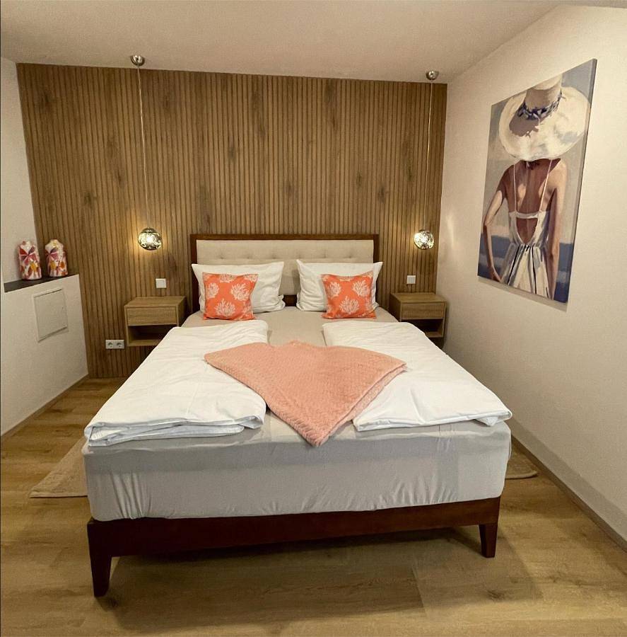 Ganze Wohnung, One-Bedroom Apartment in Eltville, Eltville am Rhein