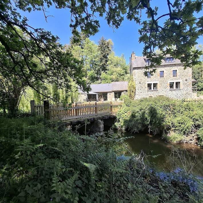 Gîte pour 9 personnes, avec Terrasse et Jardin à Plélo