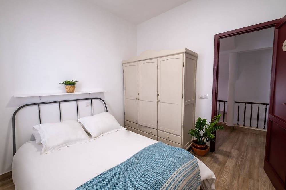 Casa Abuela Toña by Huskalia | city center in Los Llanos, Los Llanos de Aridane