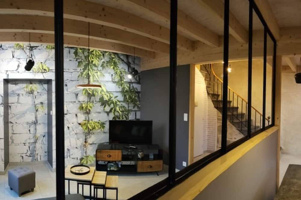 Superbe maison, gite en Auvergne puy de dôme dans vallée de la Sioule avec wifi in Châteauneuf-les-Bains, Puy-de-Dôme