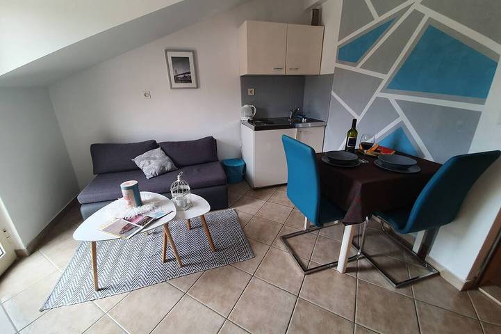 Ferienwohnung für 6 Personen, mit Sauna und Garten sowie Balkon in Cavtat