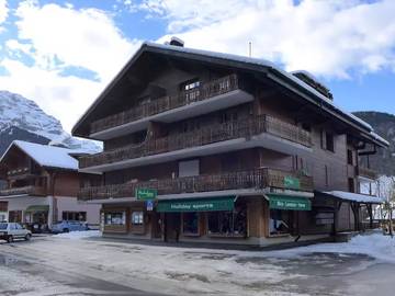 Gîte pour 4 personnes, avec balcon dans Les Diablerets