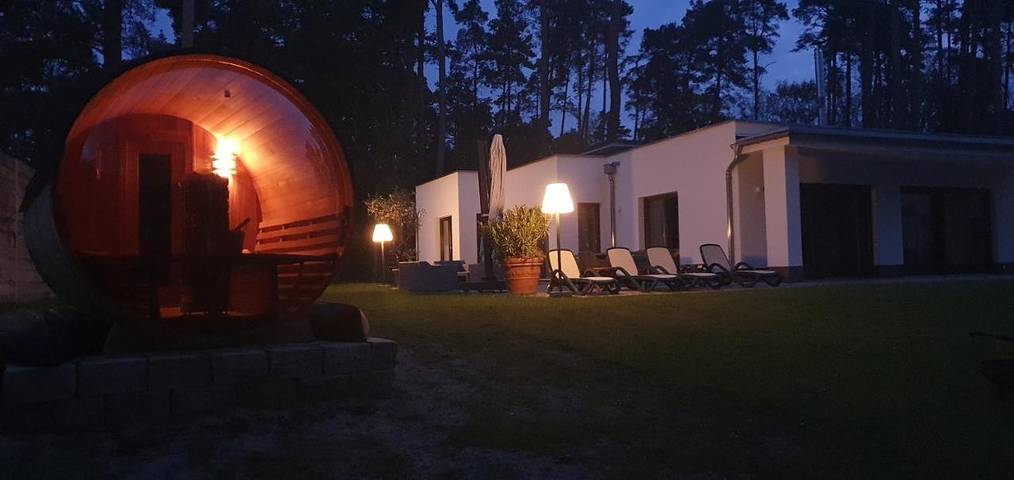 Villa für 6 Personen, mit Seeblick und Sauna sowie Garten und Ausblick in Brandenburg - 4