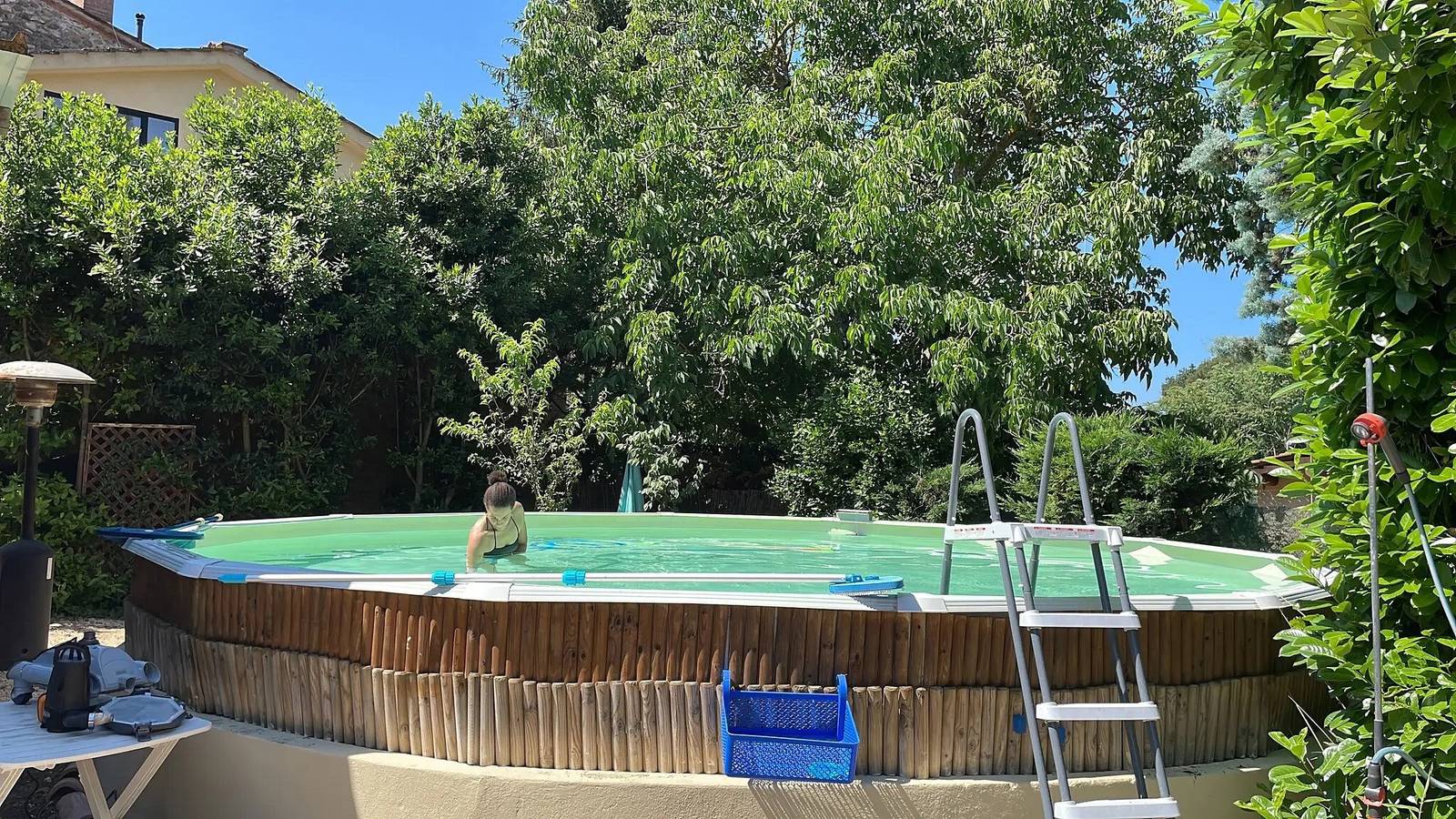 Camera 'Salice - Antiche Dimore Di Vescovado' con piscina e giardino condivisi in Murlo, Siena e dintorni