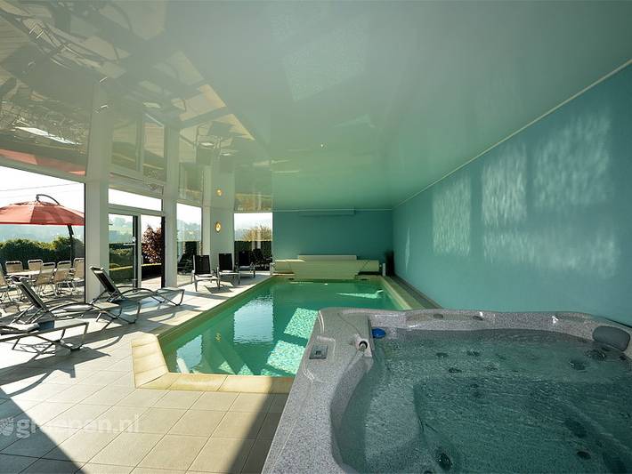 Vakantiehuis voor 9 personen, with sauna and terras as well as balkon/terras - 1