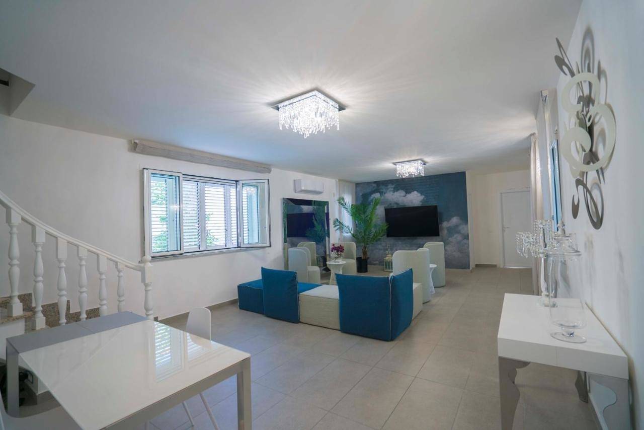 Le Agavi - Villa esclusiva per vacanze in Carini, Provincia di Palermo