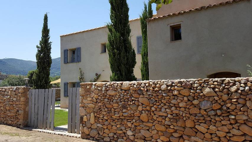 Gîte pour 2 personnes, avec jardin