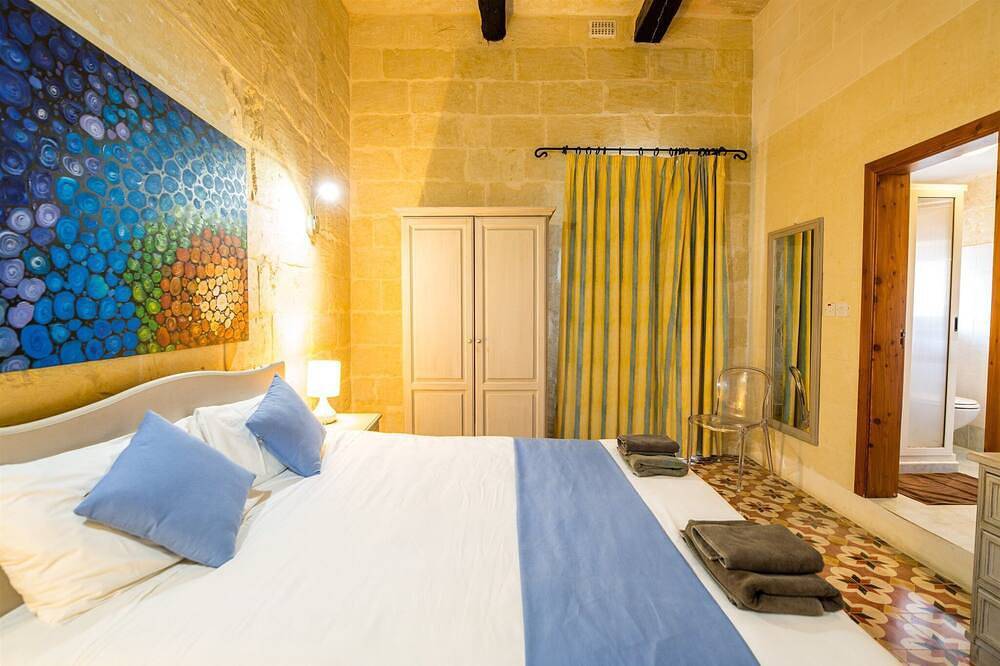 Traditional Gozo Villa | Ta Girardu | 3 Bedrooms |  Private Pool & Well Furnished in Victoria (Malta), Gozo