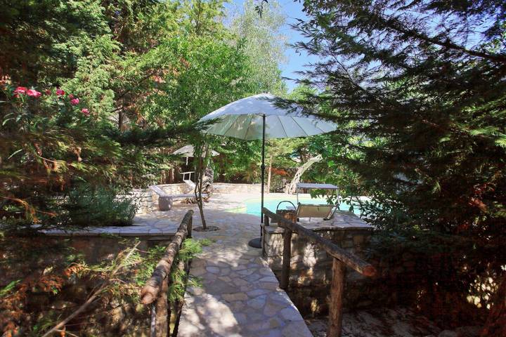 Hütte für 4 Personen, mit Pool und Garten in Griechenland - 3