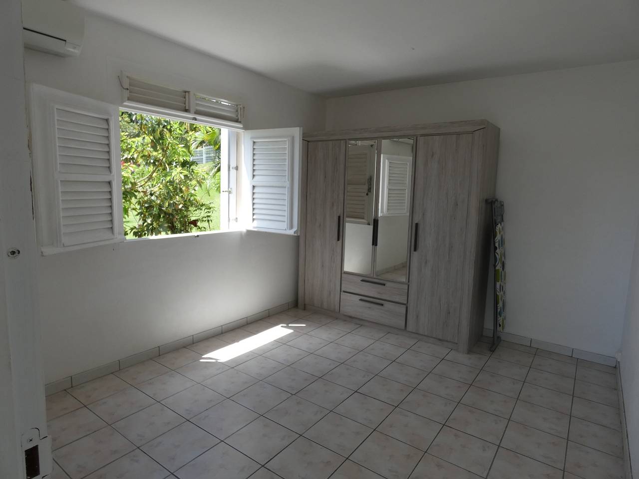 Apartamento entero, Apartamento moderno en Fort-de-France 70 m² - Jardín privado in Martinica