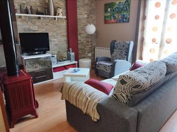 Gîte pour 4 personnes, avec terrasse et vue à Castejón de Sos