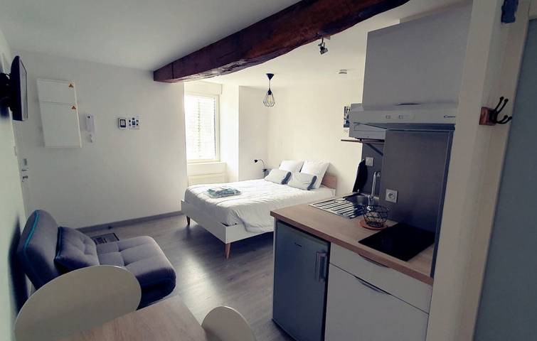 Gîte pour 3 personnes, avec jardin à Saint-Malô-du-Bois