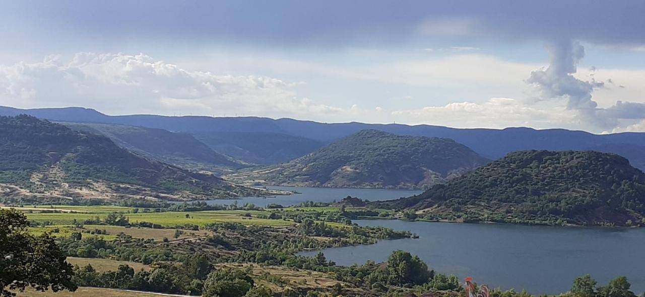 Appartement entier, Grand Studio Entre Lac Et Garrigue in Clermont-l'Hérault, Région de Lodève