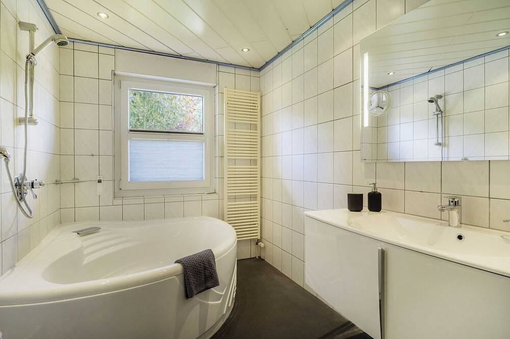 Ganze Wohnung, Fewola - Ferienwohnung Lamm in Walkenried, Harzvorland