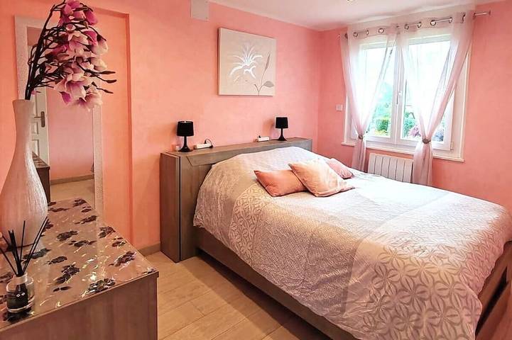 Gîte pour 14 personnes, avec jacuzzi ainsi que sauna et jardin à Ramonchamp - 4