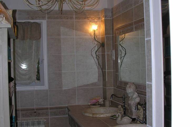 Location de vacances pour 4 personnes, avec piscine et jardin à Sernhac - 2