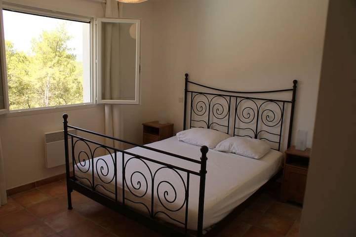 Villa pour 8 personnes, avec jardin et terrasse, animaux acceptés à Vidauban - 2