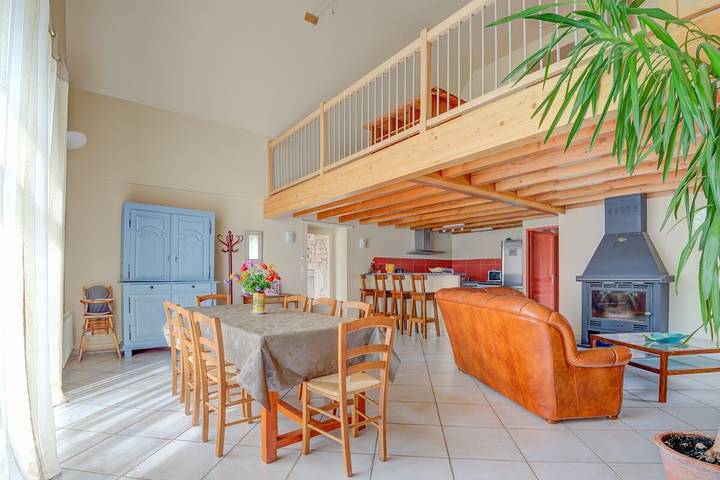 Ferienhaus für 8 Personen mit Balkon in Sévérac-l'Église, Aveyron