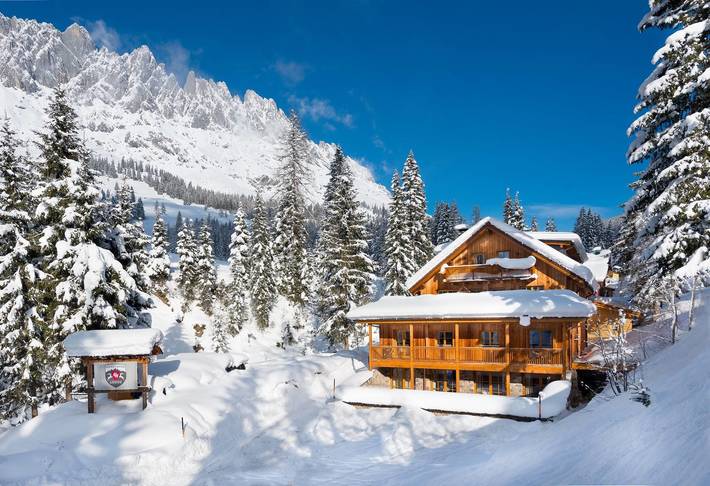 Ferienwohnung für 5 Personen, mit Balkon und Whirlpool sowie Terrasse und Garten in Mühlbach am Hochkönig